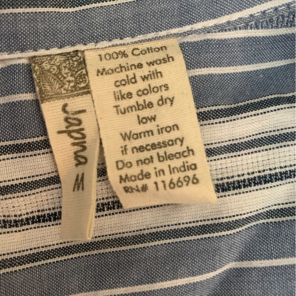 Cute Stripped Linen Dress with Drawstring detail. Size Medium - Picture 3 of 3